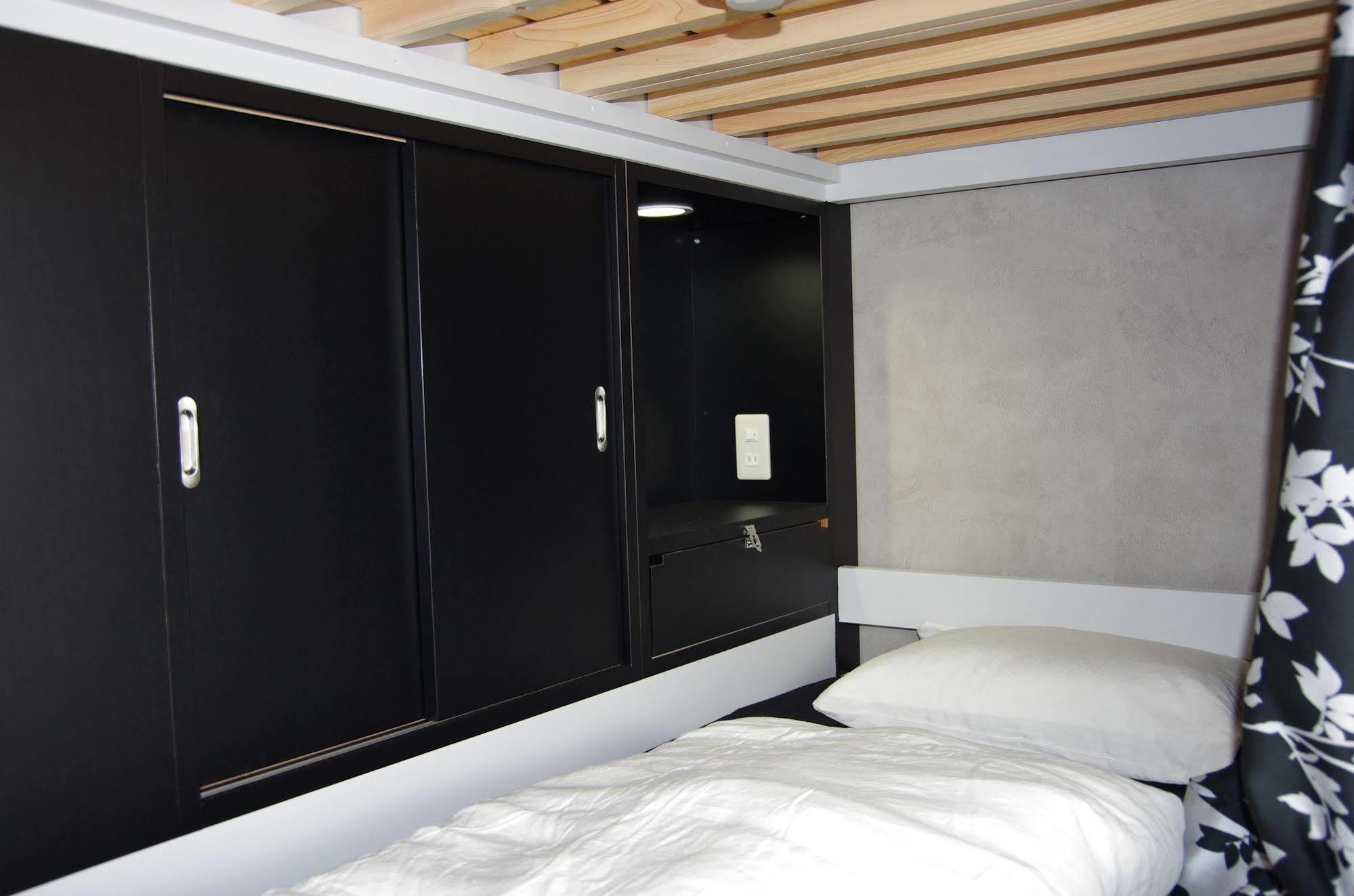 Sora Hostel Oszaka Kültér fotó